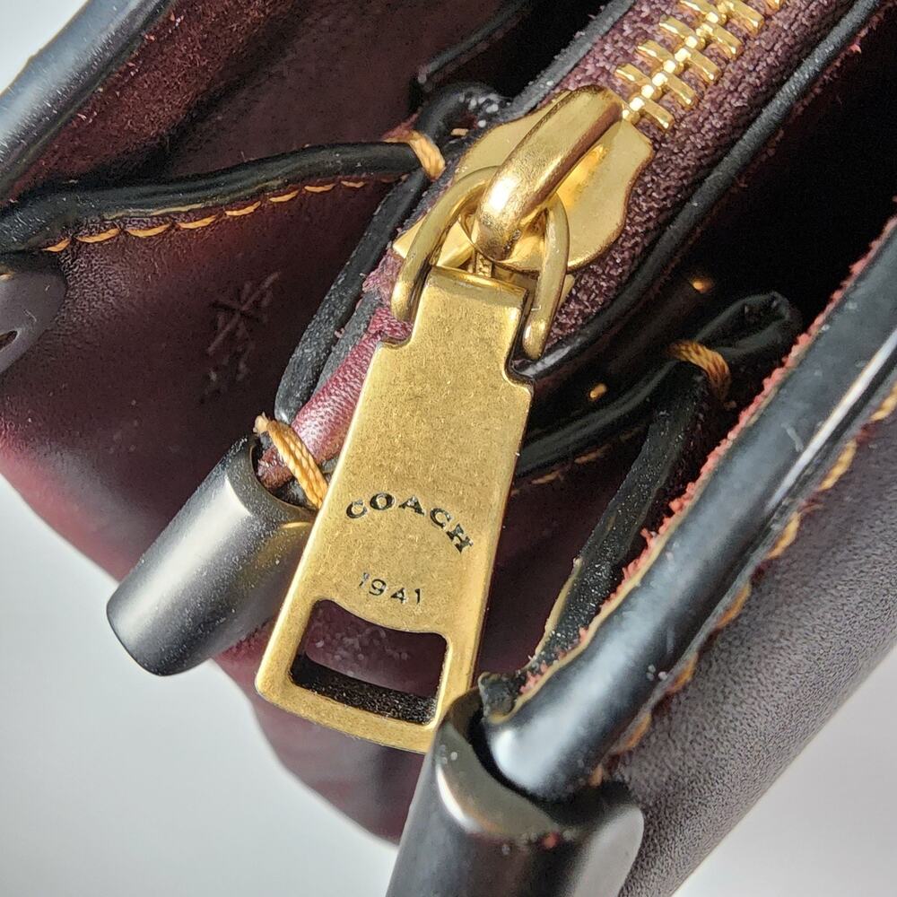 CL838 Coach 1941 Bordeaux Cooper Carryall in Colorblock with Border Rivets - Picture 6 of 12